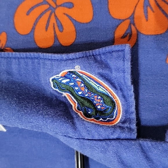 Florida Gators Hawaiian Style Button Up - XL - Picture 2 of 4